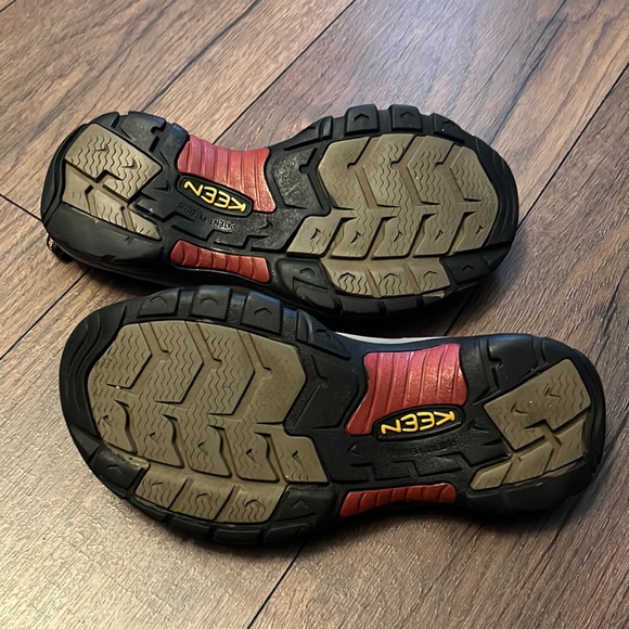 Keen Newport mens hiking shoe size 10 - Picture 6 of 6